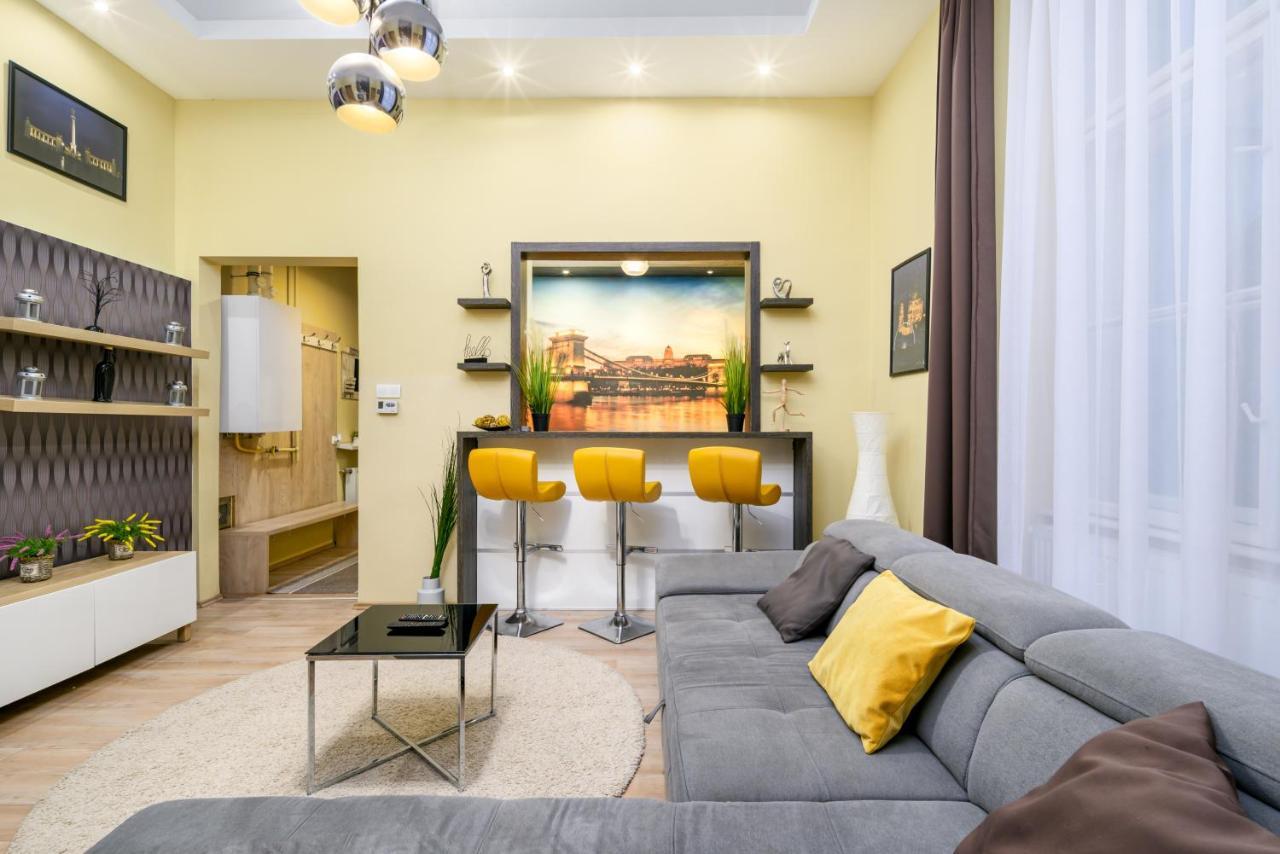 Downtown Deluxe-Two Bedroom Apartment With Sauna Budapest Esterno foto