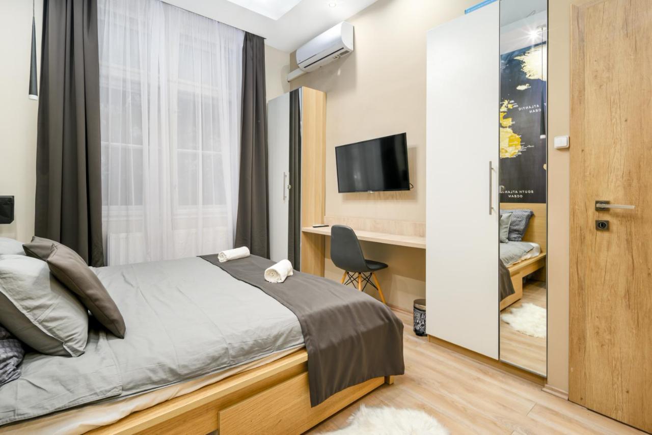 Downtown Deluxe-Two Bedroom Apartment With Sauna Budapest Esterno foto